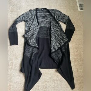 IZ Byer Sweater Wrap